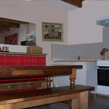 Apartment Meuble De Tourisme La Jaulipiere Joursac